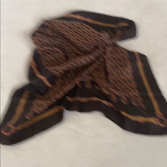 Gucci Vintage Silk Scarf - Picture 11 of 12